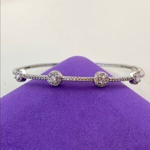 💛 Elegant 18k White Gold Plated Crystal Bracelet